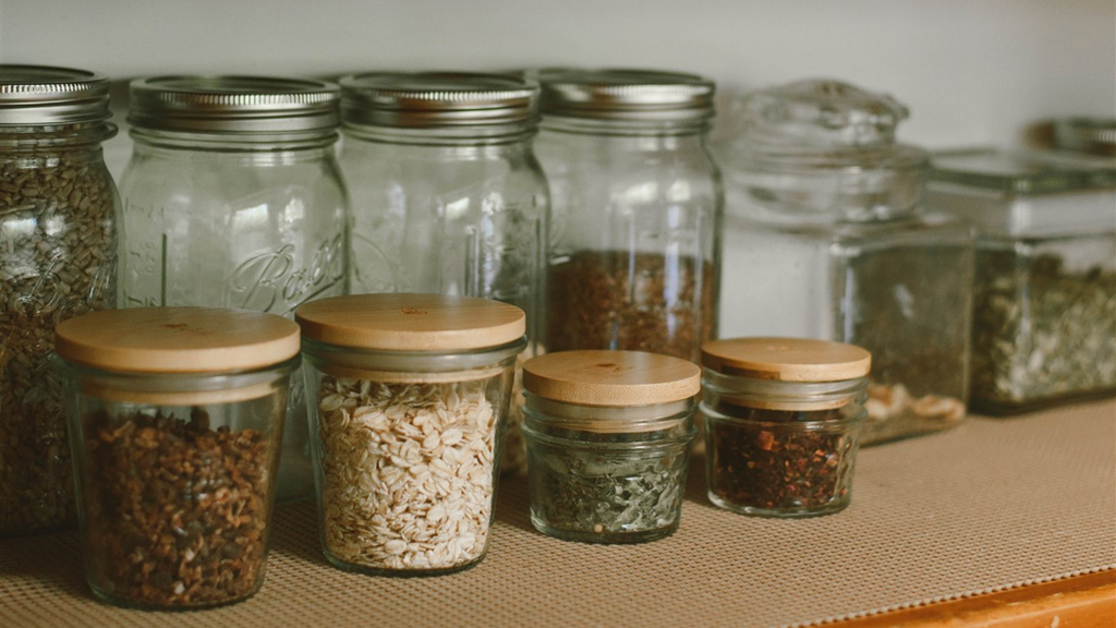 Removing labels from mason jars