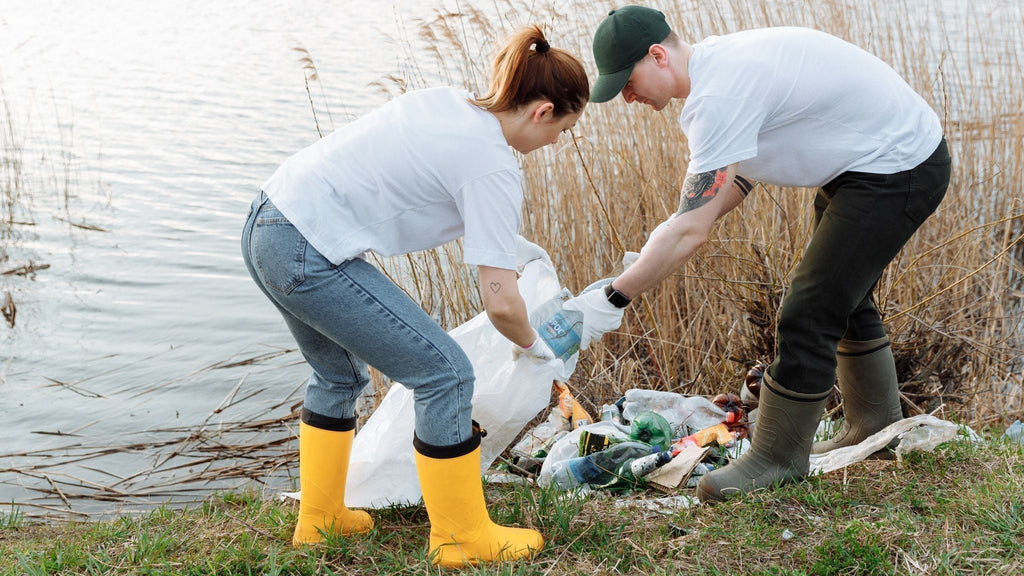 International Coastal Cleanup Month: How to Reduce Plastic at the Source
