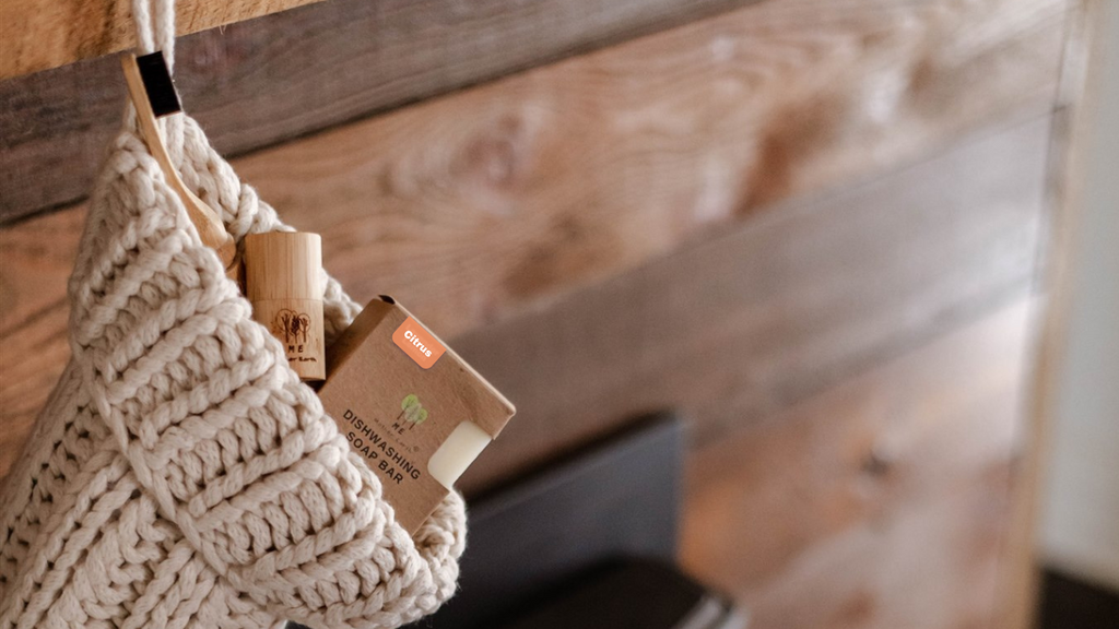 Sustainable Stocking Stuffers: Eco-Friendly Gift Ideas Under $20