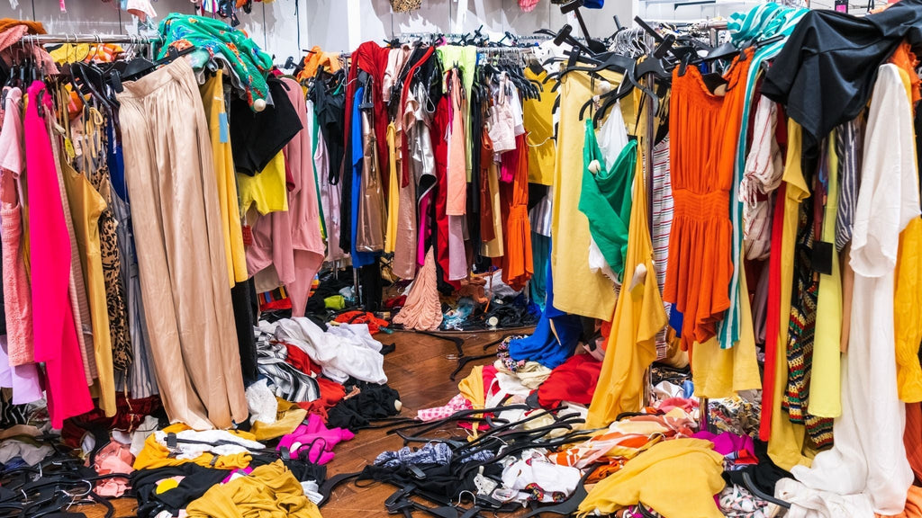 Fast Fashion in 2025: What’s Changed, What Hasn’t, and Who’s Paying the Price